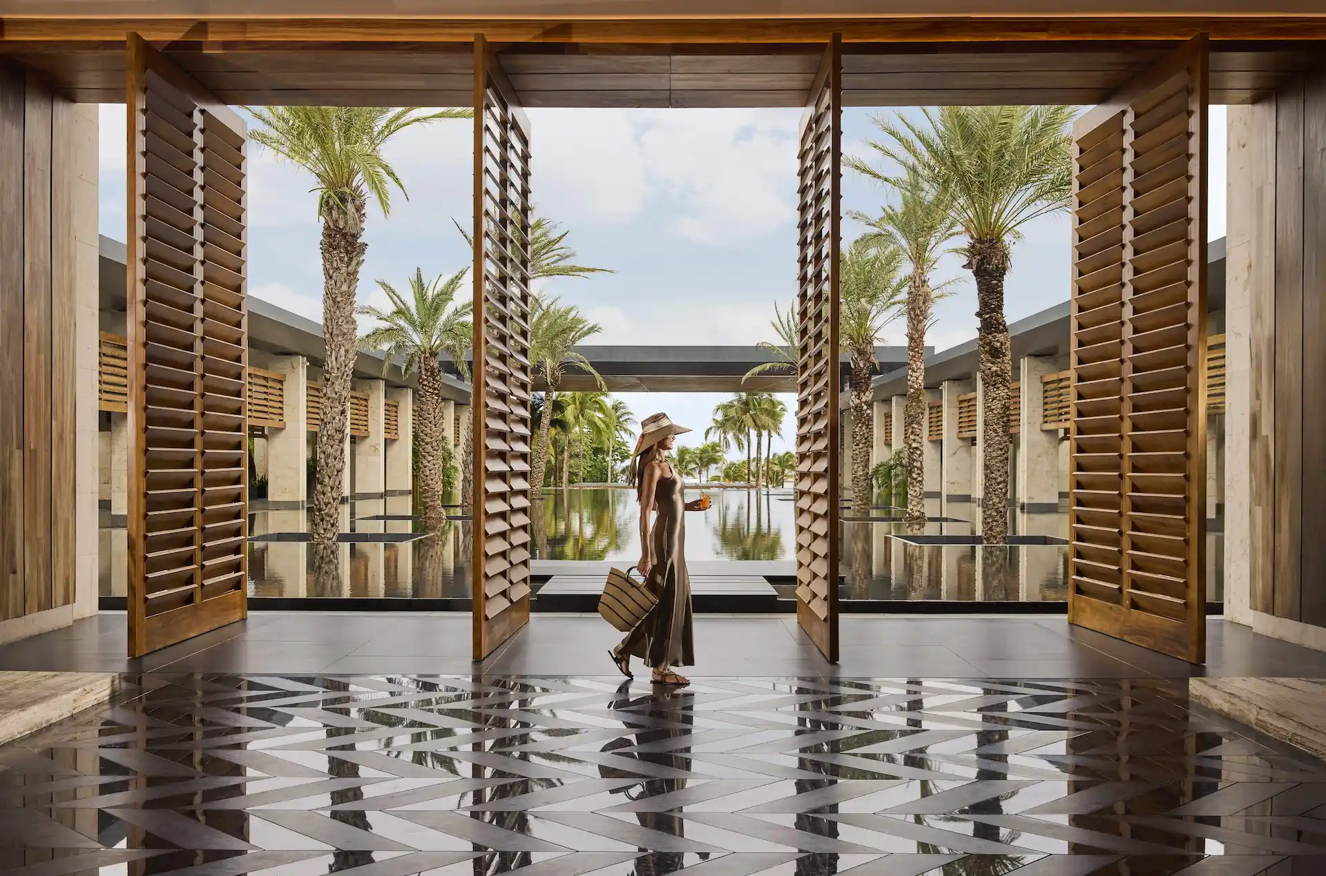 Relaxed and joyful vacation moments at Conrad Tulum Riviera Maya.